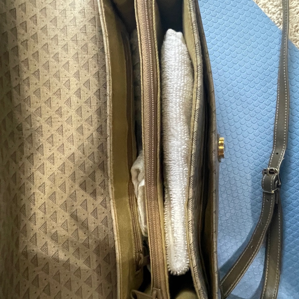 Vintage Liz Claiborne Purse - Grey and Cream - Picture 7 of 10
